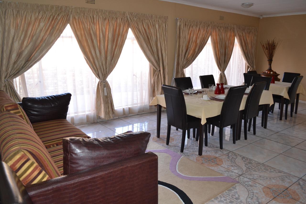 Oasis Of Life Guest House Witbank Εξωτερικό φωτογραφία