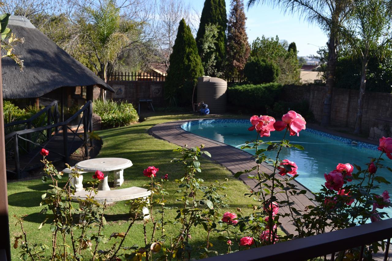 Oasis Of Life Guest House Witbank Εξωτερικό φωτογραφία