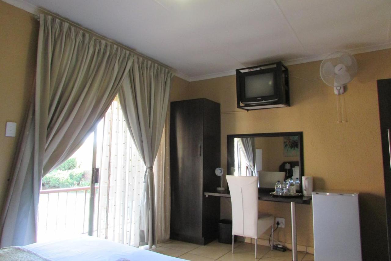 Oasis Of Life Guest House Witbank Εξωτερικό φωτογραφία